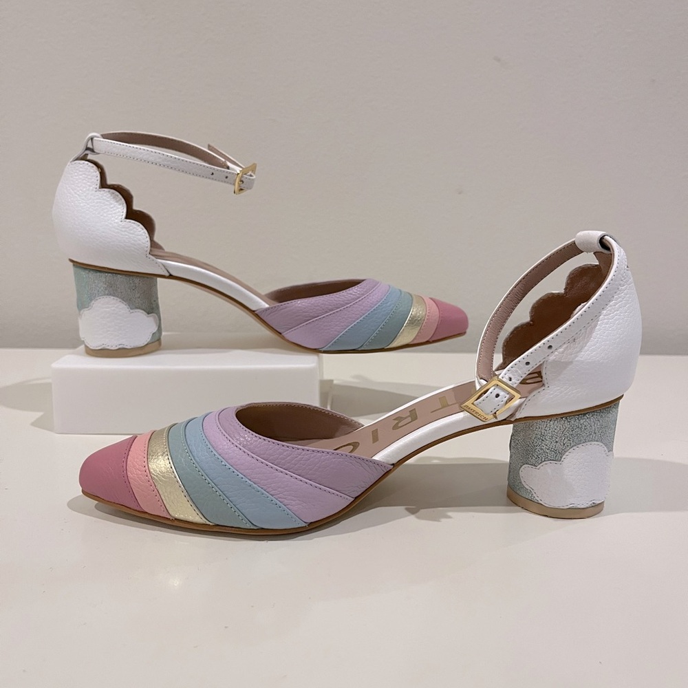 Butrich rainbow cloud low heel